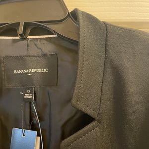 Black size 12 Banana Republic women’s Blazer
